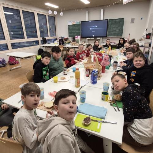 Weihnachtsfrühstück Sj25.265